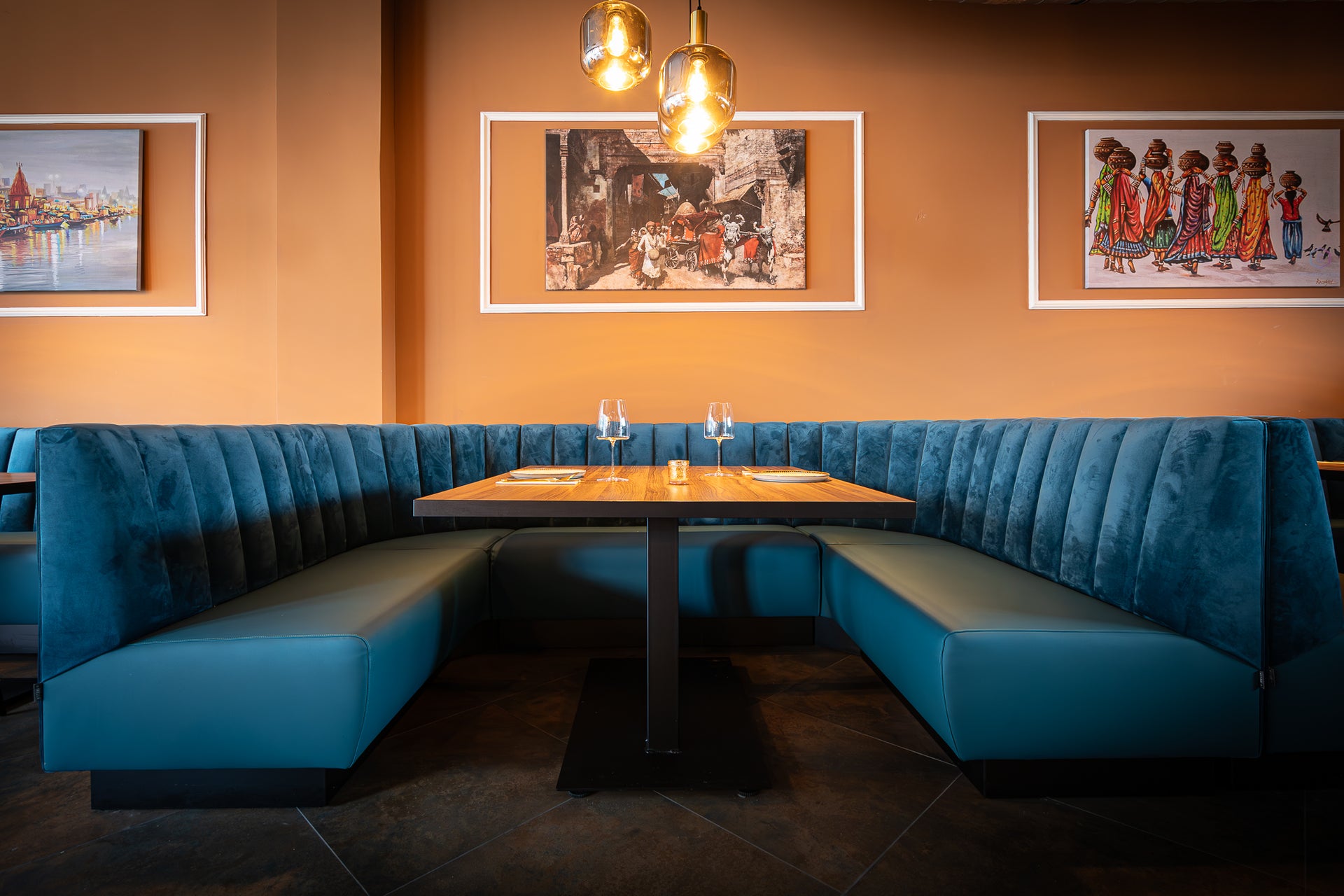 Horeca U-bank UB-04 – Luxe en Comfortabel op Maat Gemaakt