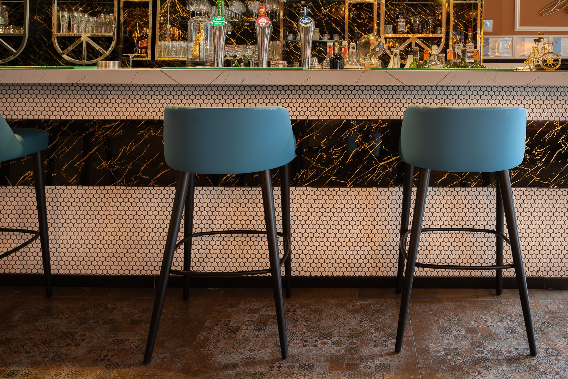 Barkruk MBK-01 – Maatwerk Barkruk voor Horeca